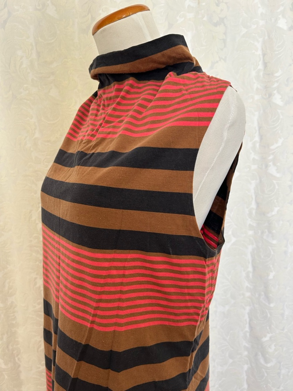 Sleeveless slight Turtleneck active wear Striped Midi Dress - Brown, Black & Red